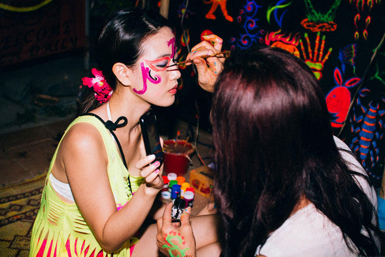 帕岸岛满月派对捡尸在线观看