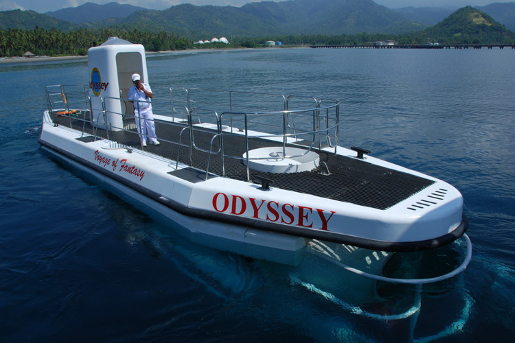 潜水艇一日游odyssey submarine—世界上仅有的两艘观光潜水艇之一