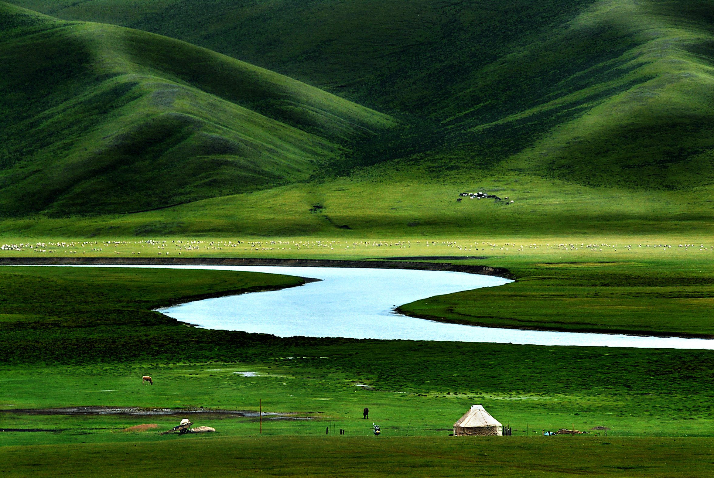 新疆跟团游