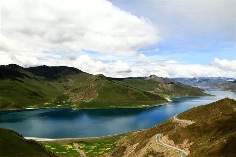 西藏跟团游