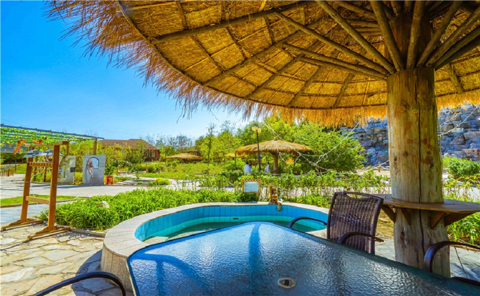 【河北廊坊】驿璟玫瑰温泉假日酒店1晚"月圆秋夕"中秋套餐