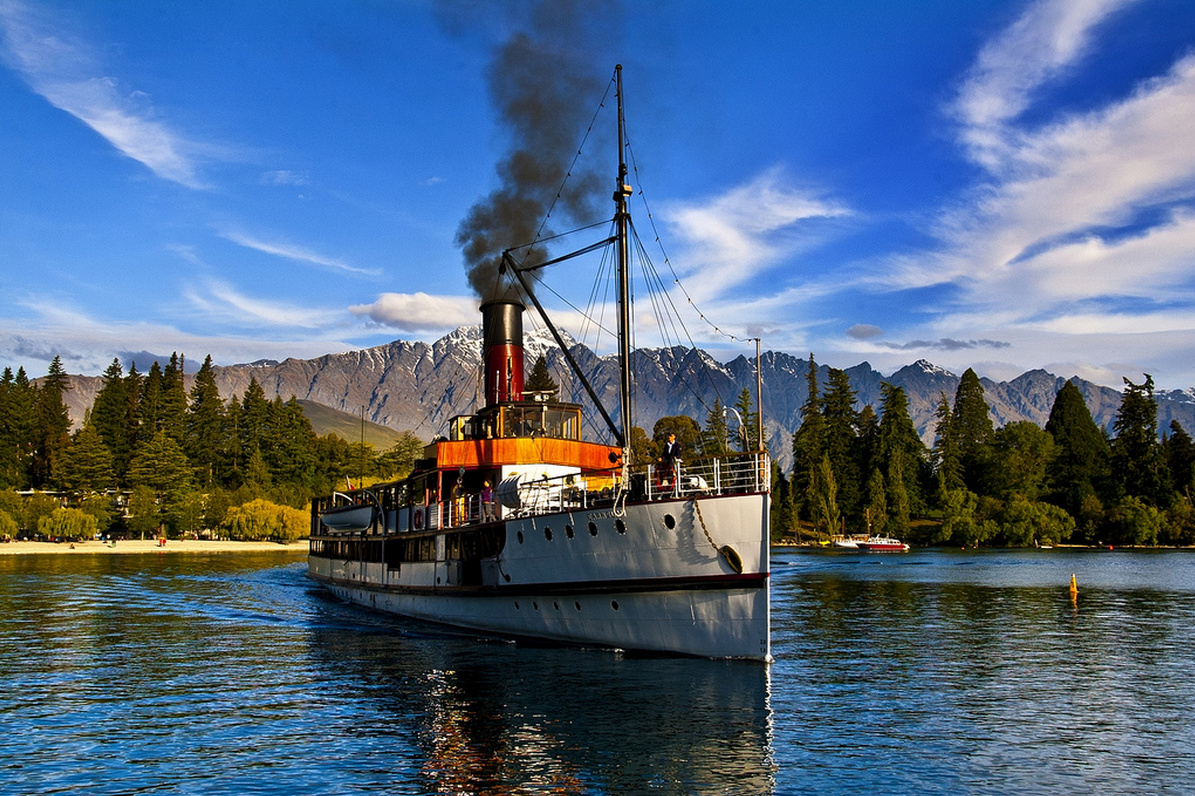 皇后镇tss蒸汽船巡游(厄恩斯劳号)