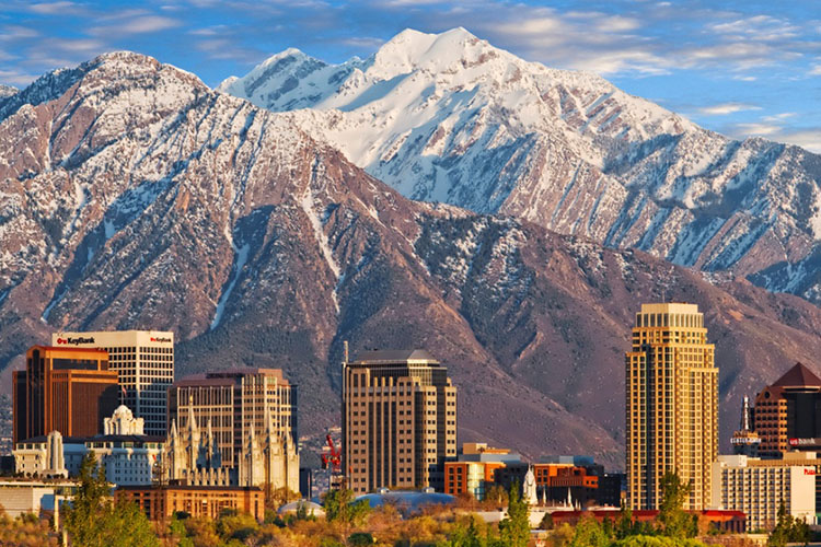 美国黄石公园 大提顿国家公园 布莱斯峡谷 盐湖城5日游