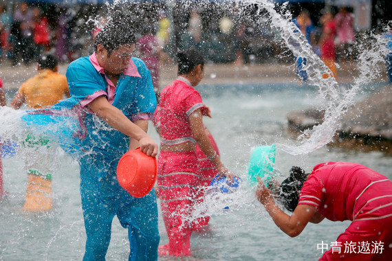 【云南】西双版纳一地双飞5日游【中科院热带植物园+原始森林公园+野象谷+告庄星光夜市体验六国风情】