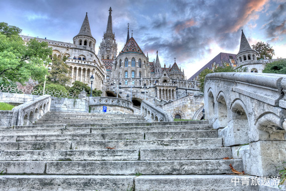 【欧洲】匈牙利+奥地利+克罗地亚+波黑+黑山+斯洛文尼亚+塞尔维亚7国16天【渔人堡|多瑙河游船|美泉宫后花园|布莱德湖手工船|十六湖】