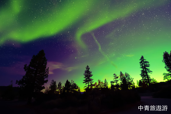 【一生必游 极光之都】加拿大西海岸落基山 黄刀极光 旷野自然11日游