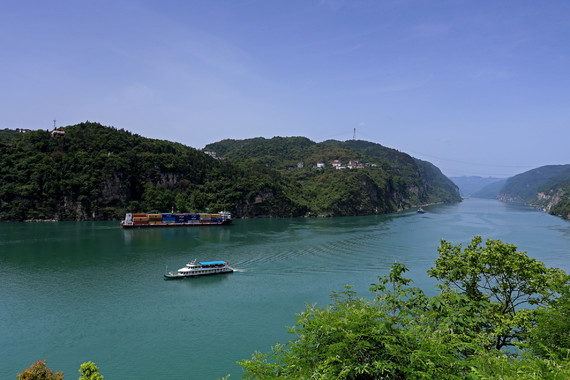 【湖北】武汉出发 宜昌三峡大瀑布、三峡人家、清江画廊动车3日游