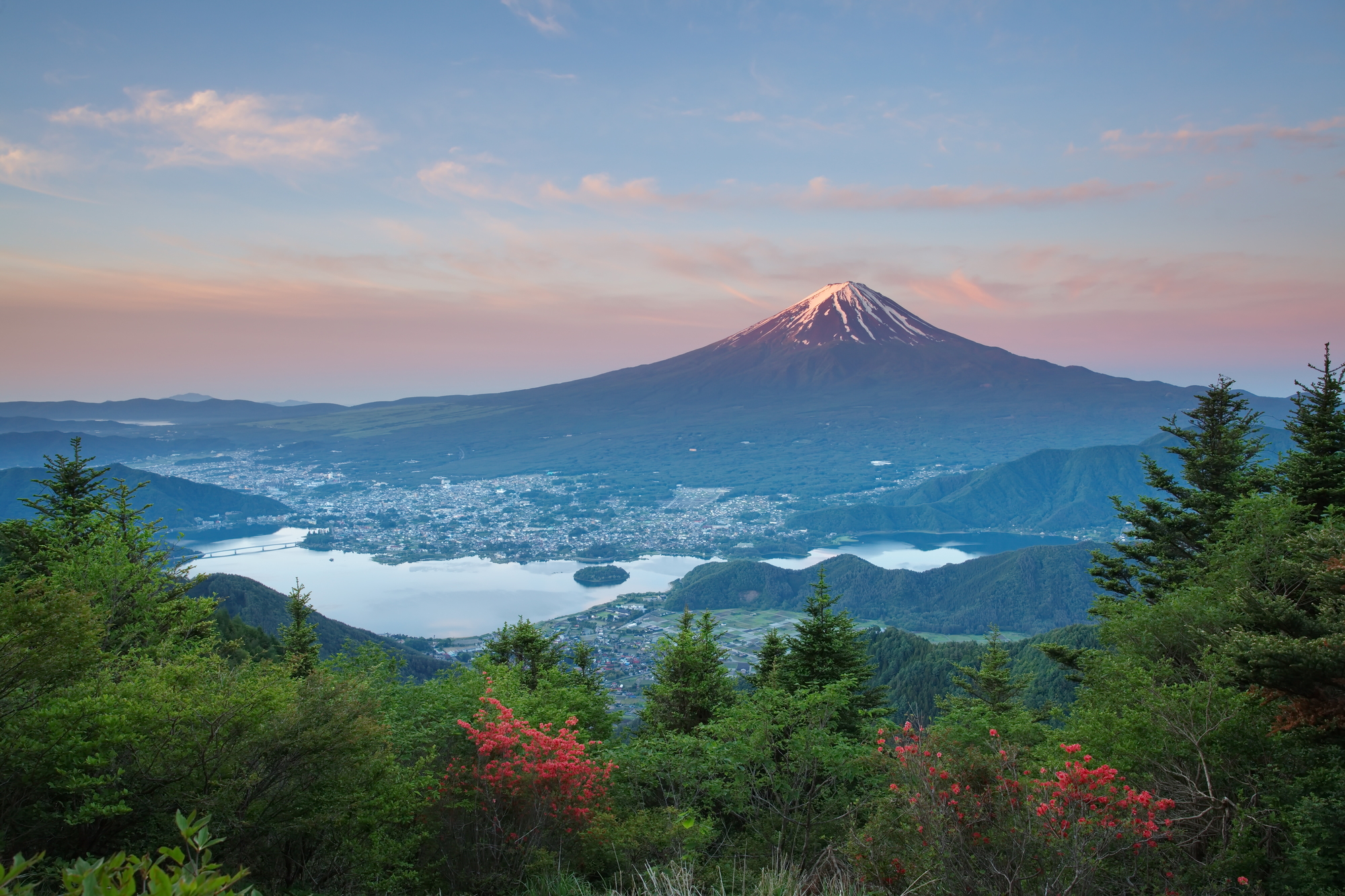 日本三大山脉图片