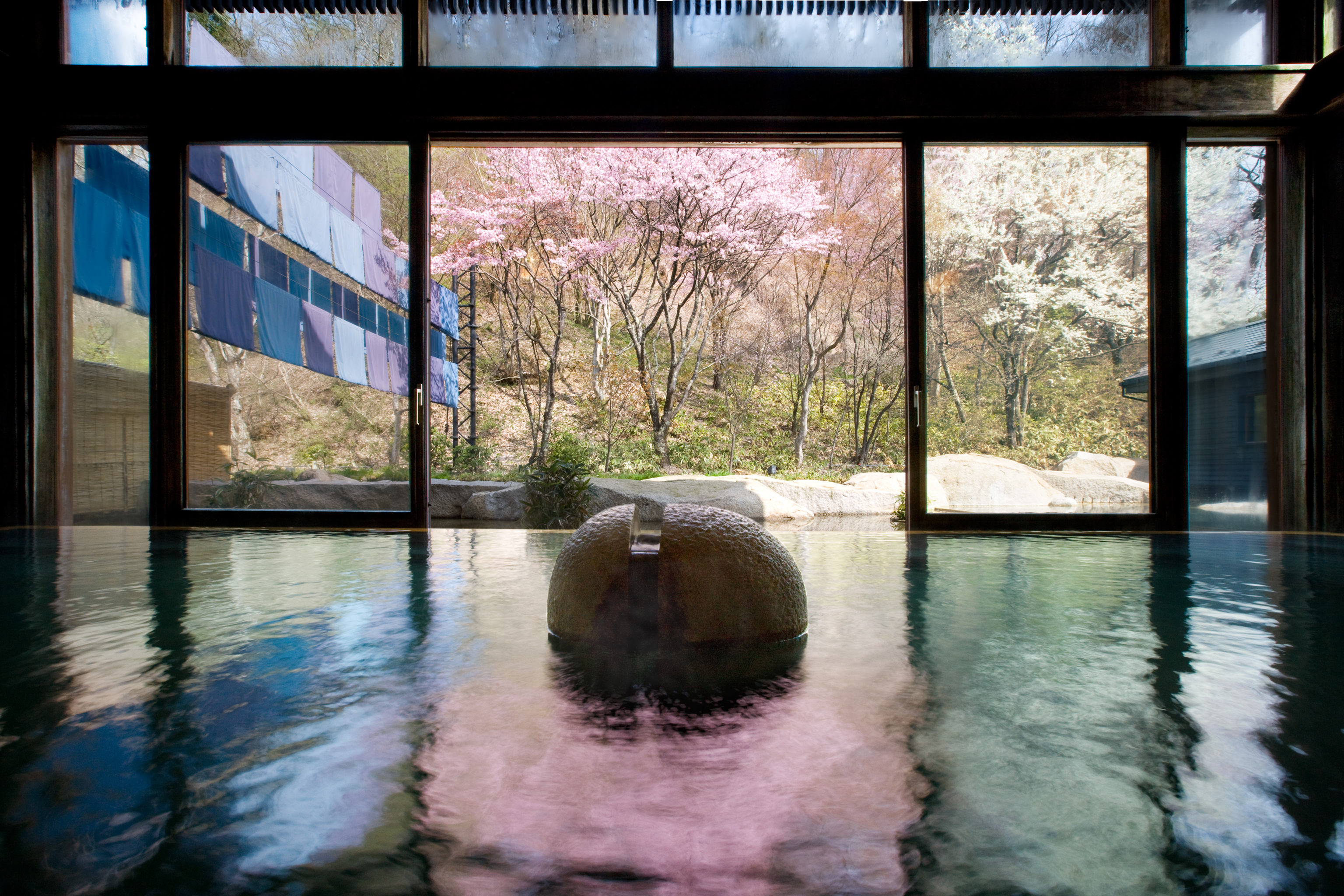 日本豪华温泉图片