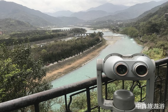 【四川】成都+九寨溝+都江堰雙飛6日【成都+松潘古城+紅軍長征紀念碑+九寨溝+黃龍+都江堰+熊貓樂園+太古里+春熙路】