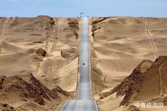 【西北】小V甘青•狂野大西北10日【塔尔寺+青海湖+茶卡+翡翠湖+水上雅丹+西台+茫崖艾肯泉+火星营地+冷湖+莫高窟+七彩丹霞+雷台公园】