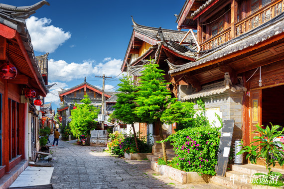 【云南】昆明|哀牢山|翁丁部落攝影團雙飛10日【全程舒適型酒店|贈送傣藥泡腳體驗|普洱茶餐+佤王宴+南澗跳菜|翁丁寨門佤族拉木古迎賓表演】